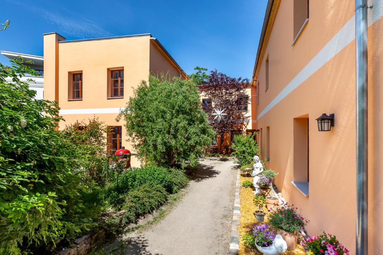 Idyllisches Haus Mitten In Berlin, Berlin